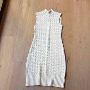 Chic Sleeveless Knit Midi Dress in Cream